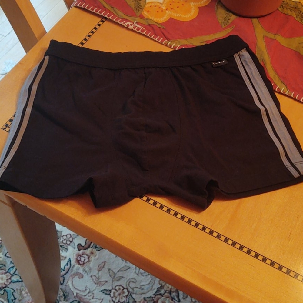 SCHIESSER brief NWOT